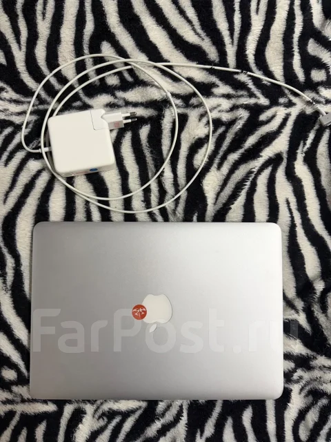 Apple MacBook Pro 13 2015 Early. 13", 2,7����, ��� 8 ��, ���� 256���, WiFi: 1, Bluetooth: 1, ����������� �� 8��. ����