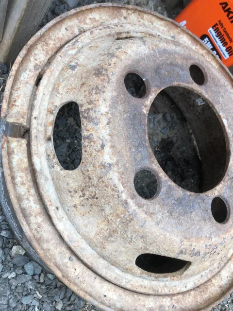 Mazda. 4.5x16", �� 145���. ����