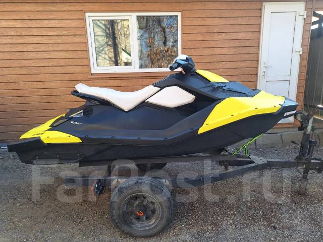 BRP Sea-Doo Spark. 2015 ��� ����
