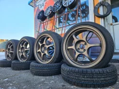 Black Racing. 7.5x17", 4x100, ET45, �� 67,1���. ����