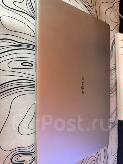 Infinix. 16", 2,3����, ��� 16 ��, ���� 512���, WiFi: 1, Bluetooth: 1, ����������� �� 8��. ����