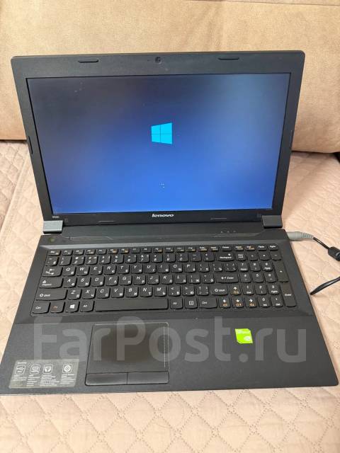 Lenovo. 15.6", 2,6����, ��� 8 ��, ���� 930���, WiFi: 1, Bluetooth: 1, ����������� �� 5��. ����