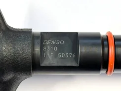 �������� 095000-8310 (3380045701) D4DD �������� Denso 0950008310 ����
