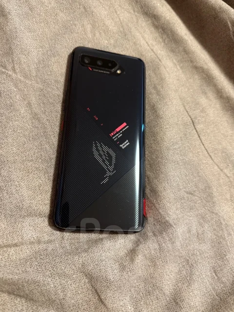 Asus ROG Phone 5. �/�, 256 ��, ������, 4G LTE, 5G ����