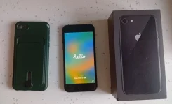 Apple iPhone 8. �/�, 256 ��, ������, 3G, 4G LTE ����