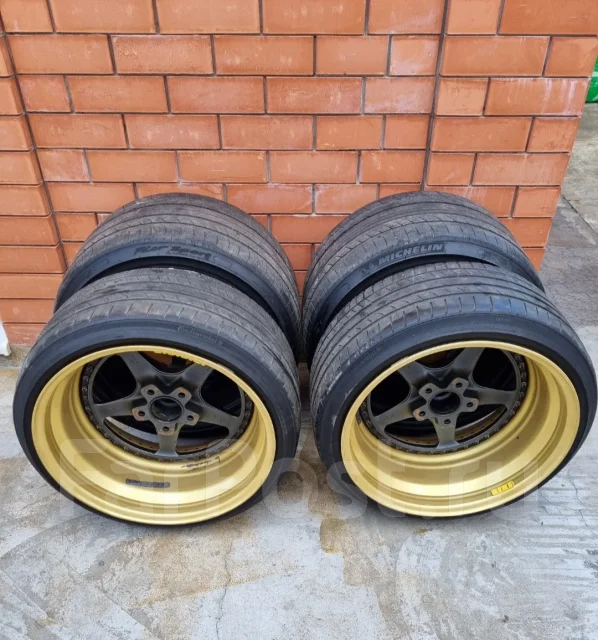 OZ Racing Mito Rosso. 10.0/14.0x19", 5x120, ET-13/-17, �� 74,1���. ����