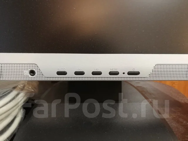 Aquarius. 17", ���������� �� (LCD, LED, QLED) ����