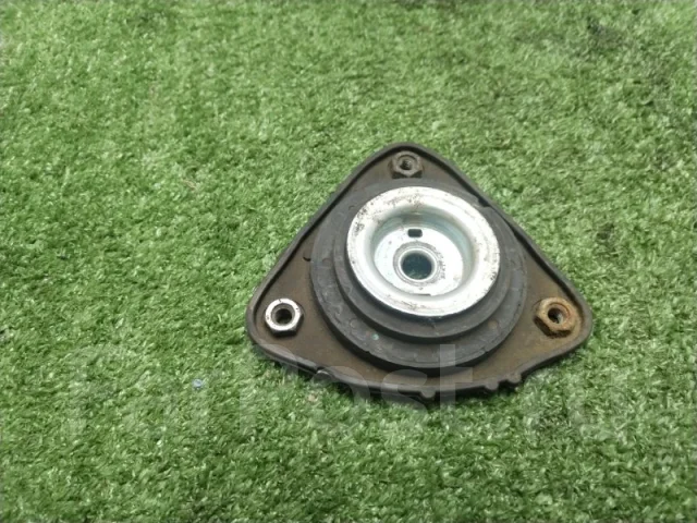 ����� ������ Ford Focus 30681546 30681546 ����