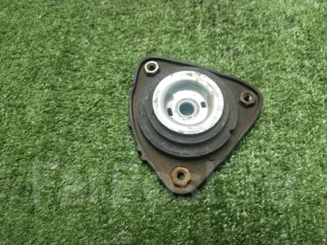 ����� ������ Ford Focus 30681546 30681546 ����