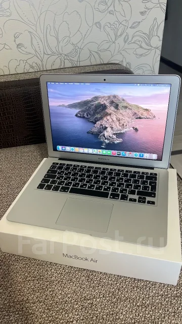 Apple MacBook Air 13 2017 Mid MQD32. 13.3", 1,8����, ��� 8 ��, ���� 128���, WiFi: 1, Bluetooth: 1 ����