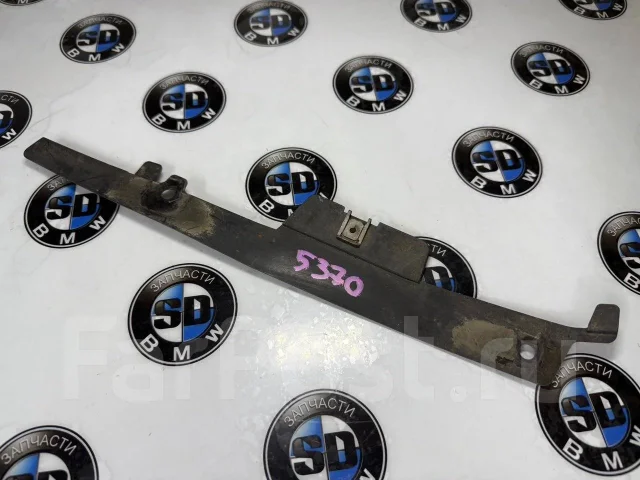 ��������� 3 E90/E91/E92/E93 2011 51718044575 51718044575 ����