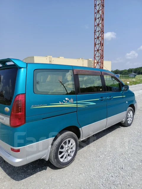 Nissan Serena. ��������, 4wd, 2.0 (145��.�.), ������, 250����. �� ����