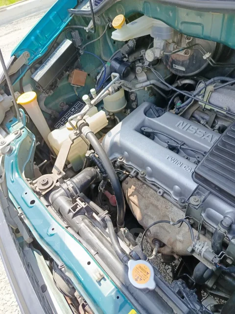Nissan Serena. ��������, 4wd, 2.0 (145��.�.), ������, 250����. �� ����