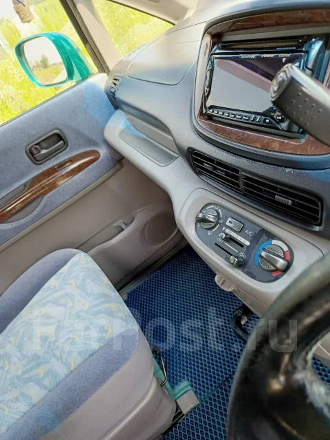Nissan Serena. ��������, 4wd, 2.0 (145��.�.), ������, 250����. �� ����