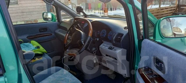 Nissan Serena. ��������, 4wd, 2.0 (145��.�.), ������, 250����. �� ����