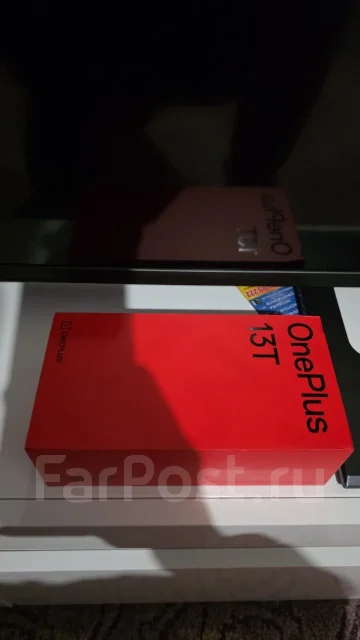 OnePlus 13T. �����, 256 ��, ������, 5G ����