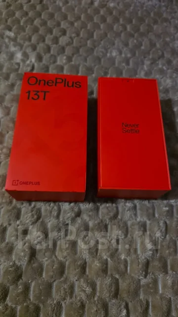 OnePlus 13T. �����, 256 ��, ������, 5G ����