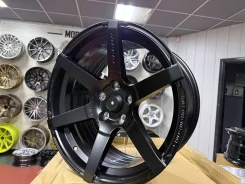 Shogun. 8.5x17", 5x114.3, ET22, �� 73,1���. ����