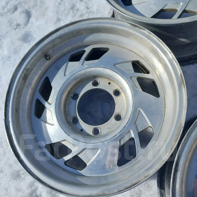 Centerline Wheels. 9.0x16", 6x139.7, ET0, �� 110���. ����