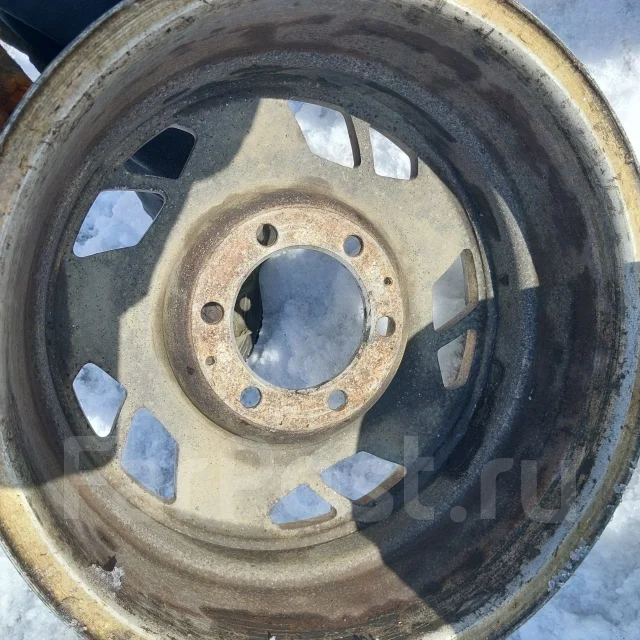 Centerline Wheels. 9.0x16", 6x139.7, ET0, �� 110���. ����