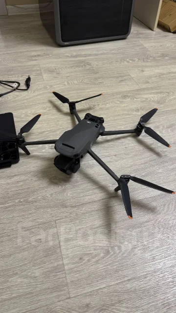 DJI Mavic 3 Pro. � ������� ����