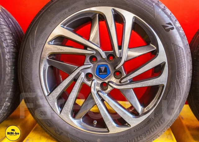 Modellista. 7.0x17", 5x114.3, ET40, �� 60,1���. ����