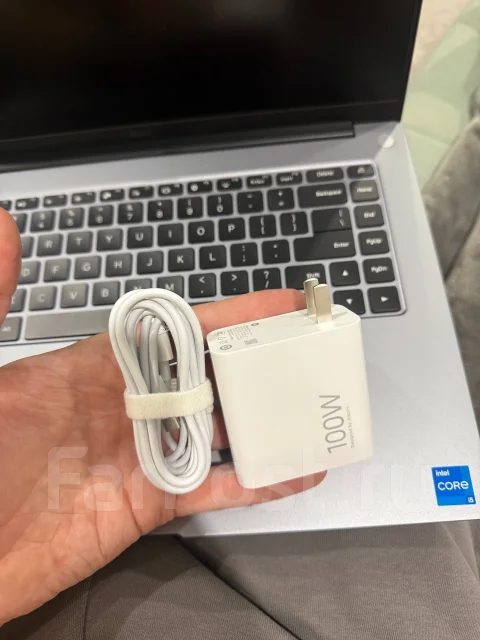 Xiaomi RedmiBook 16. ��� 16 ��, ���� 512���, WiFi: 1, Bluetooth: 1, ����������� �� 20��. ����