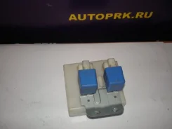���� ���������� ����������� ������ Nissan Bluebird 285953J104 ����