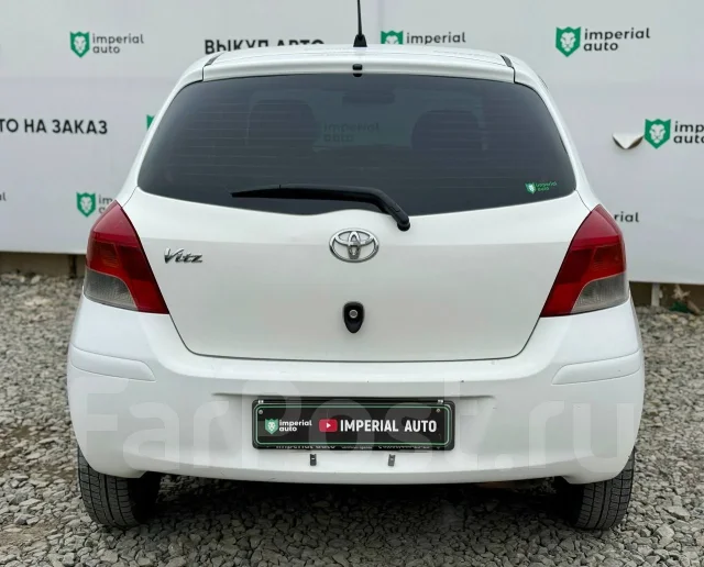 Toyota Vitz. �������, ��������, 1.3 (87��.�.), ������, 267 000����. �� ����