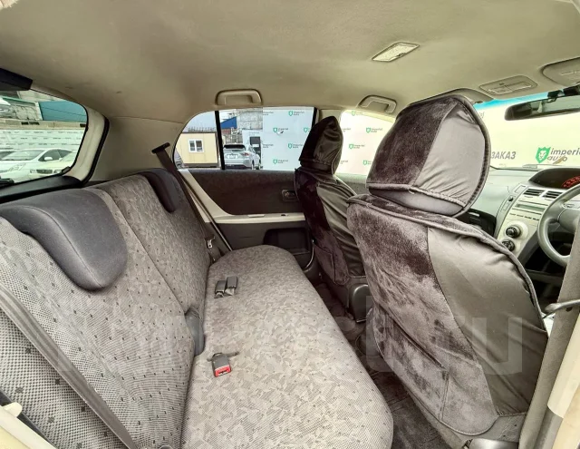 Toyota Vitz. �������, ��������, 1.3 (87��.�.), ������, 267 000����. �� ����