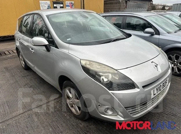 ������� Renault Scenic 2009-2012 21203447 8200665518 ����