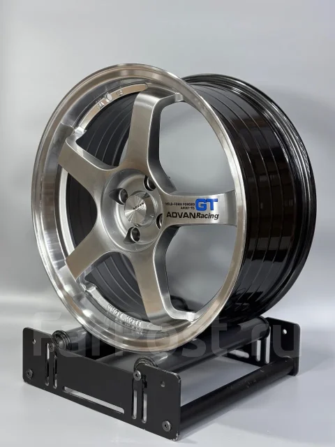 Advan Racing GT. 6.5x15", 4x100, ET38, �� 73,1���. ��� ����� �� ������������ ����