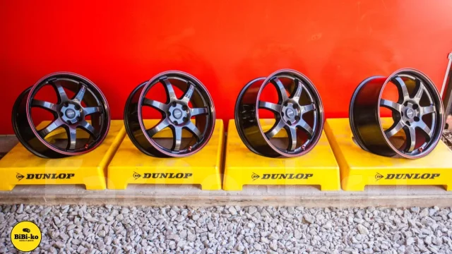 Hot Stuff Cross Speed. 7.5x18", 5x114.3, ET38, �� 73,1���. ����