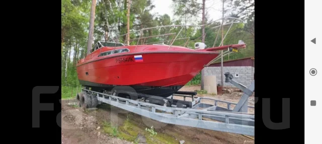Searay. 1988 ���, ����� 10,5��., ��������� ���������, 230��.�., ������ ����