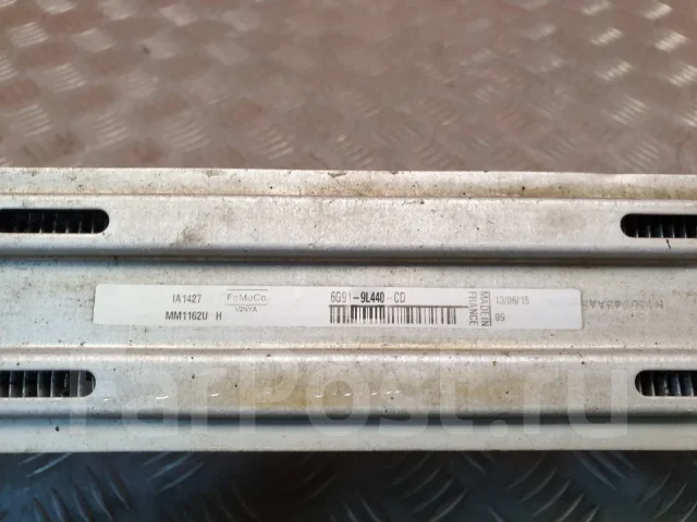 ���������� Ford Focus 2011-2019 1748796 3 1748796 ����