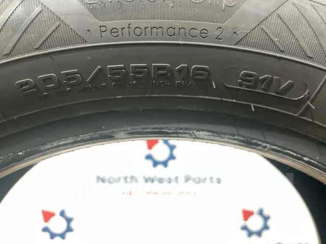 Goodyear EfficientGrip Performance 2