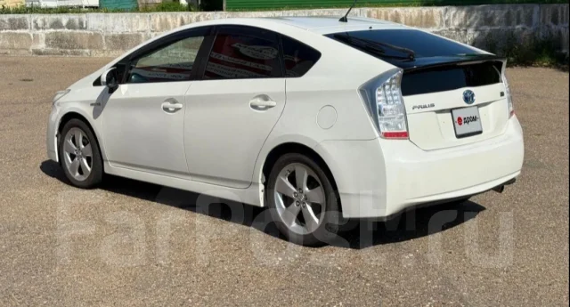 Toyota Prius. ��������, ��������, 1.0 (99��.�.), ������, 136 878����. �� ����