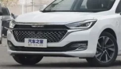 BAIC U7 ������� ������� ����� ����