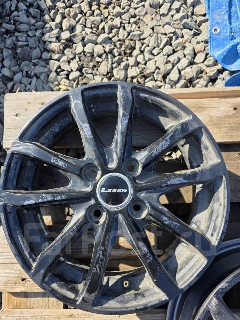 Honda. 4.5x14", 4x100, ET40 ����