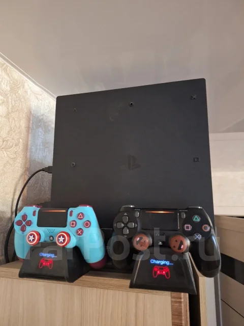 Sony PlayStation 4 Pro ����