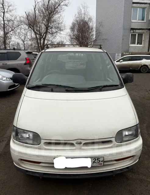 Nissan Serena. �������, ������, 2.0 (76��.�.), ������, 152����. �� ����