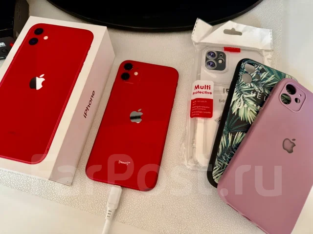 Apple iPhone 11. �/�, 64 ��, �������, 4G LTE ����
