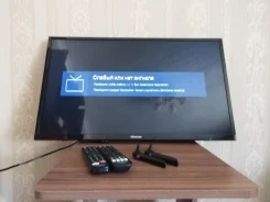 Hisense H32A5600. LED ����