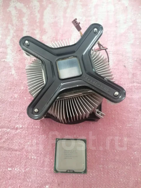 Intel Core 2 Quad Q8300 ����