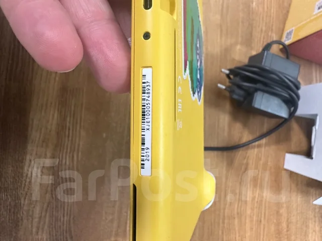 Nintendo Switch Lite ����