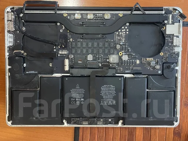 Apple MacBook Pro 15. 15.6", WiFi: 1, Bluetooth: 1 ����