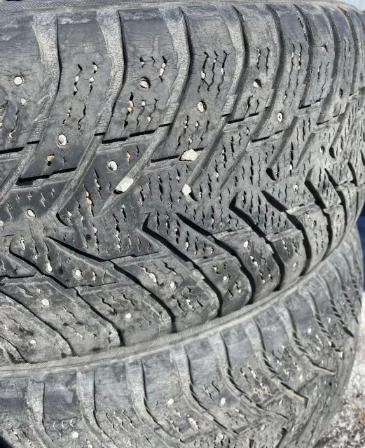 Nokian Hakkapeliitta 8 SUV. ������, ����������, �/�, ����� 50 % ����