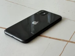 Apple iPhone 11. �/�, 64 ��, 3G, 4G LTE, ����������, NFC ����