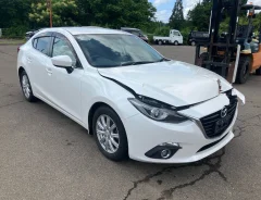 Mazda Axela. BM5FP ����