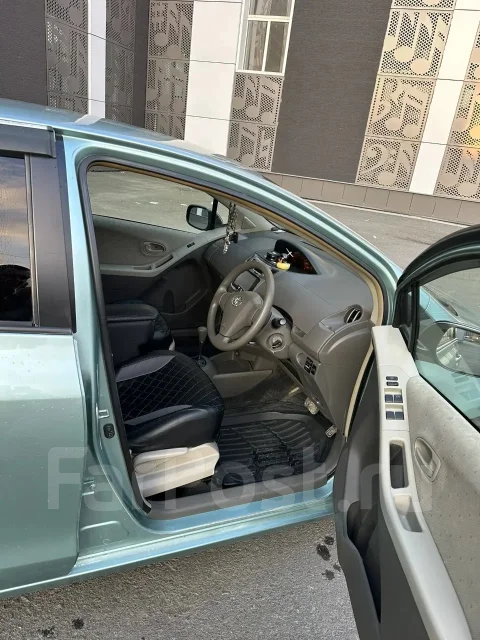 Toyota Vitz. ��������, ��������, 1.3 (87��.�.), ������, 90 000����. �� ����